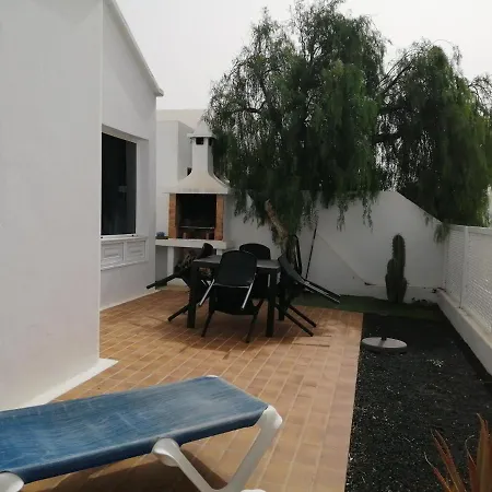 Dom wakacyjny Mariano 140 Playa Honda (Lanzarote)